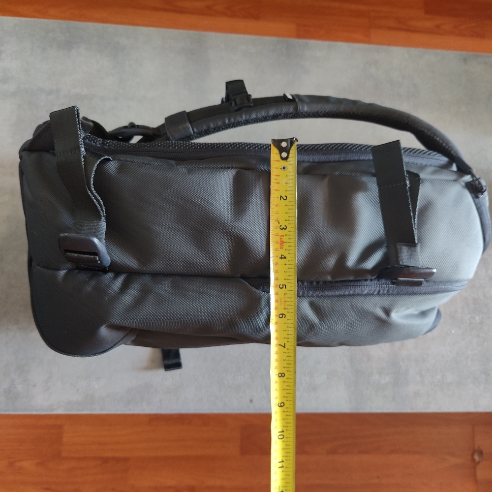 Incase camera backpack - Picture 6 of 17